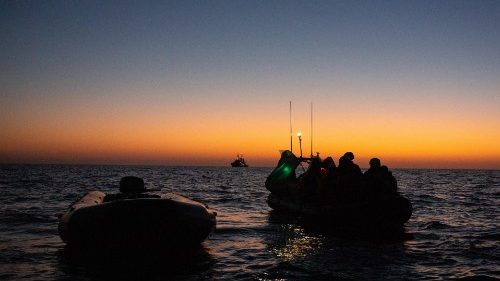 Sbarcati nel porto di Catania i migranti fragili nelle navi delle Ong
