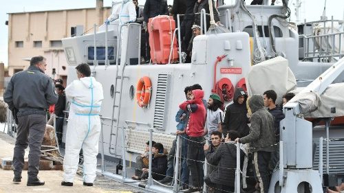 Italien: Kirchlicher Flüchtlings-Beauftragter mahnt Regierung