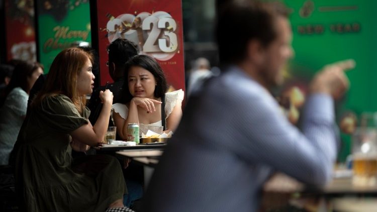 Přestávka na oběd v singapurské obchodní čtvrti