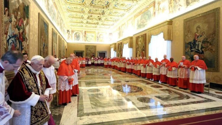 Papa Benedikto XVI: Chemchemi ya mageuzi Sekretarieti kuu ya Vatican