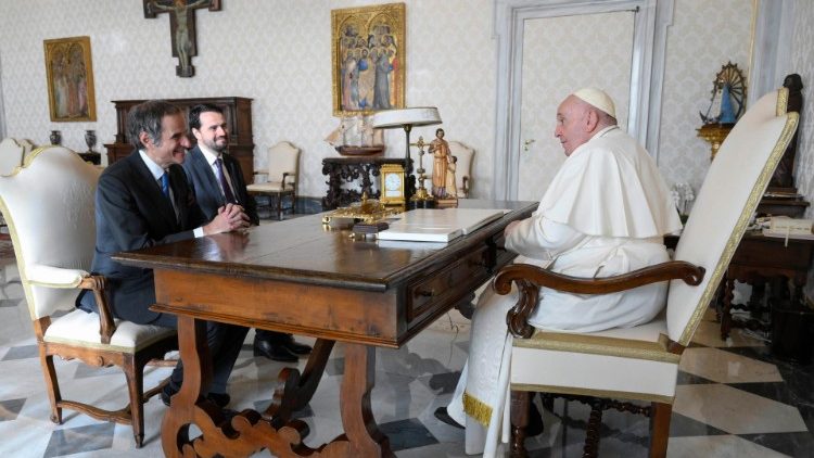 L'udienza del Papa al direttore generale dell'AIEA