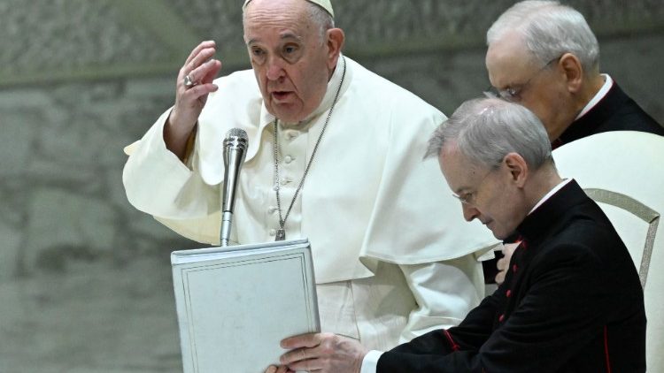 Le Pape Fran?ois, au cours de l'audience gnrale du mercredi 18 janvier 2023, en Salle Paul VI au Vatican