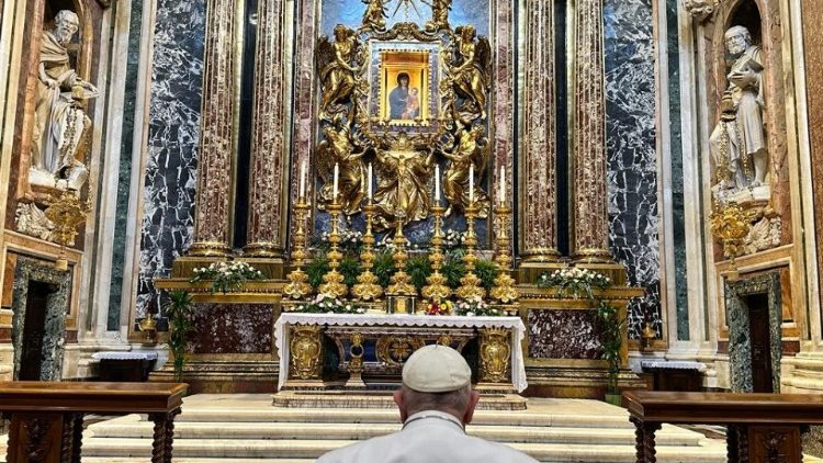 Papa në Bazilikën e Shën Maris s Madhe ia beson Zojës  Salus Populi Romani, vizitën apostolike në Kongo dhe në Sudanin e Jugut. 
