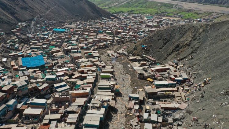 Iglesia en ʱ: Pesar por los fallecidos y damnificados en Arequipa