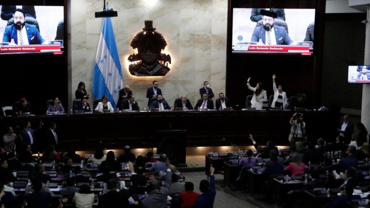 An sin lograr elegir a 15 nuevos magistrados para la Corte Suprema de Justicia