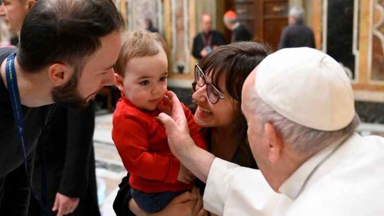 Papie? Franciszek przyjmuj?cy cz?onkw w?oskiej S?u?by Promocji Wsparcia Ekonomicznego Ko?cio?a, 16 lutego 2023