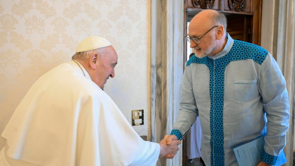 Audiencia del Papa Francisco a la delegacin de la Sociedad Bblica Universal