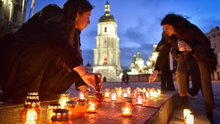 Ukraine marks Volunteer Fighter Day in Kyiv