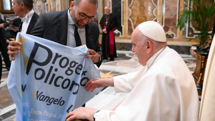 Pope meeting young people of the Progetto Policoro