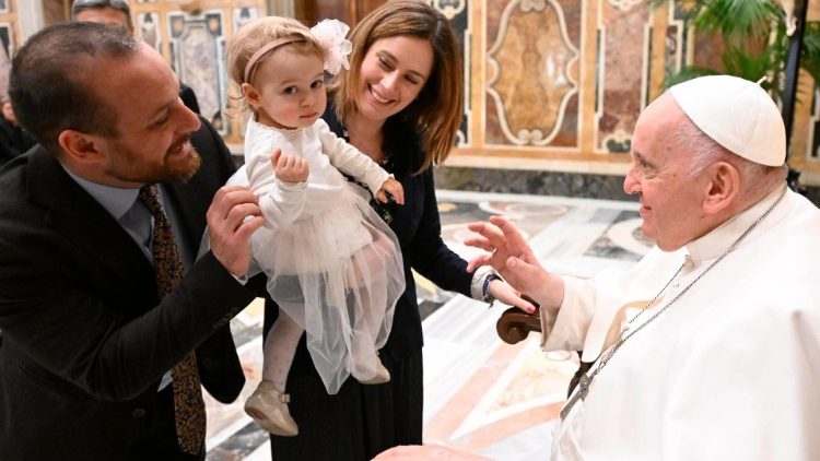 Papie? Franciszek na audiencji dla cz?onkw Papieskiej Akademii Alfonsjaskiej i uczestnikw konferencji o ?w. Alfonsie Liguorim, 23 marca 2023