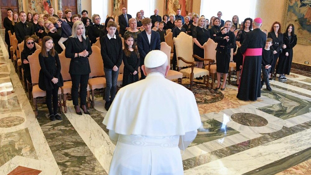 Papa Francesco riceve le famiglie dei minatori polacchi periti nelle miniere nel 2022