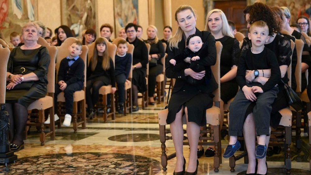Papa, riceve famiglie dei minatori polacchi periti nelle miniere