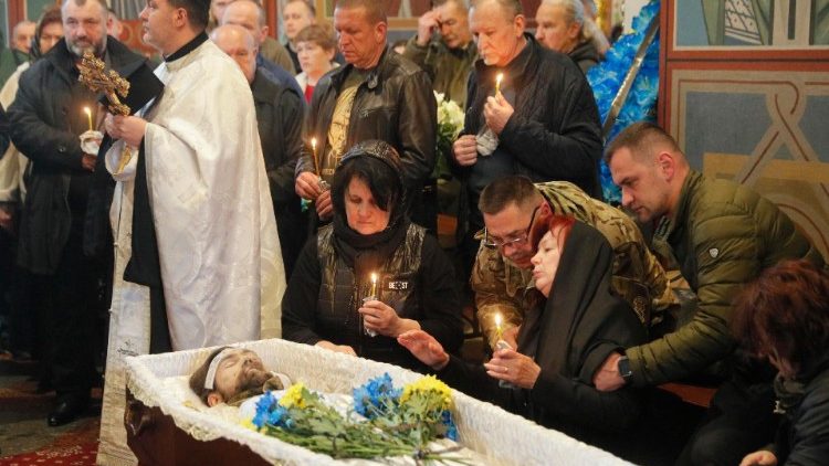 Pogrzeb ukraiskich ?o?nierzy Olega Barny i Valeriya Dorokhova w Kijowie, 21 kwietnia 2023