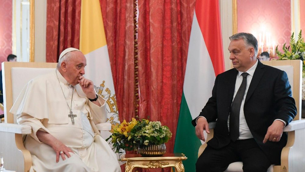>>>ANSA/ PAPA, 'RUGGISCONO I NAZIONALISMI E I SOLISTI DELLA GUERRA'