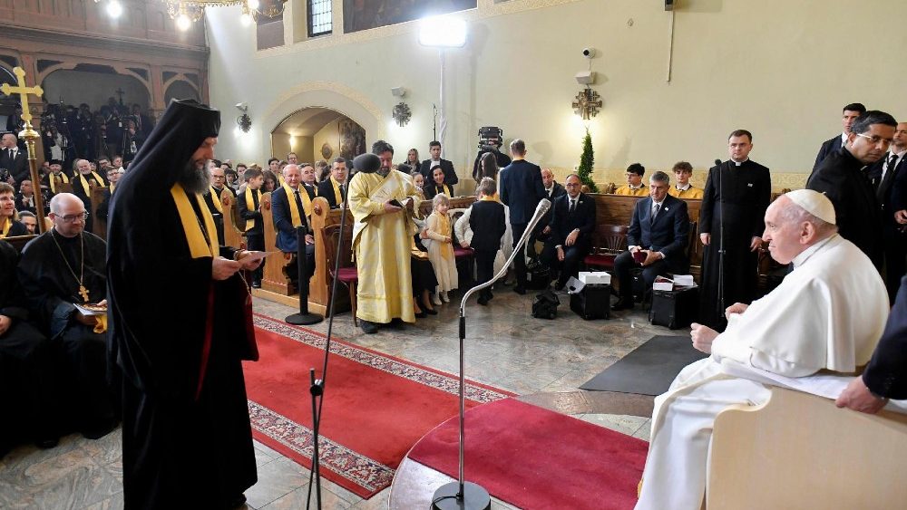 Papa in Ungheria: incontra comunit� greco-cattolica a Budapest