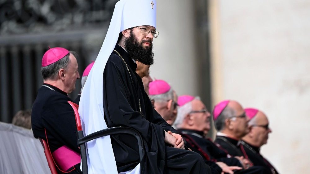 Le métropolite Antoine de Volokolamsk était présent lors de l'audience générale du Pape François, mercredi 3 mai 2023, place Saint-Pierre de Rome. 