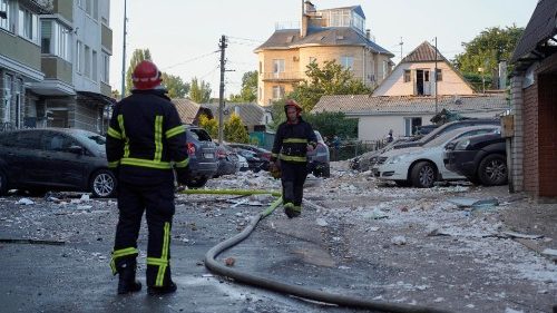 Kardinal Zuppi zwei Tage auf Friedensmission in der Ukraine