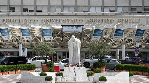 El Papa en el Gemelli: Se prevé su alta para los próximos días