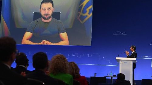 Gallagher: Kirche muss beim sozialen Wiederaufbau der Ukraine helfen