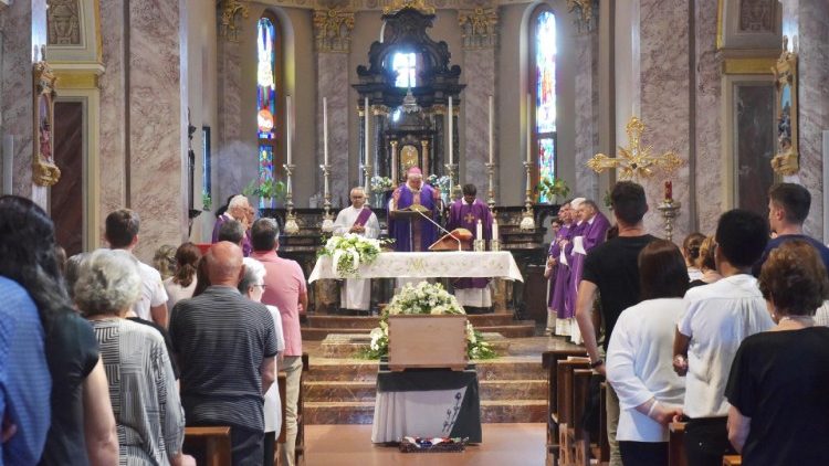 Funeral of young Italian who died following World Youth Day of a virus