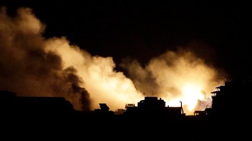 Francesco: preghiamo per le popolazioni che soffrono per la guerra
