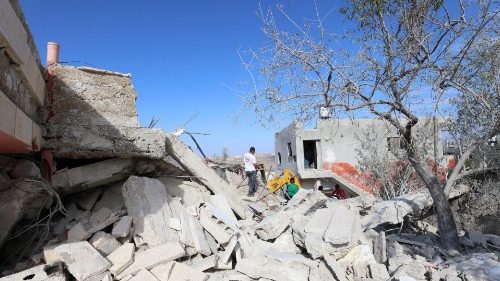 La vice ministra degli Esteri palestinese: "Il cessate il fuoco deve essere immediato"