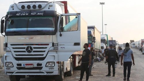 Gaza: 50 morti a Jabaliya. Nessun danno alla parrocchia della Sacra Famiglia