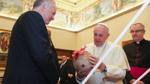 Papst spricht mit Präsident der Slowakei über Migration