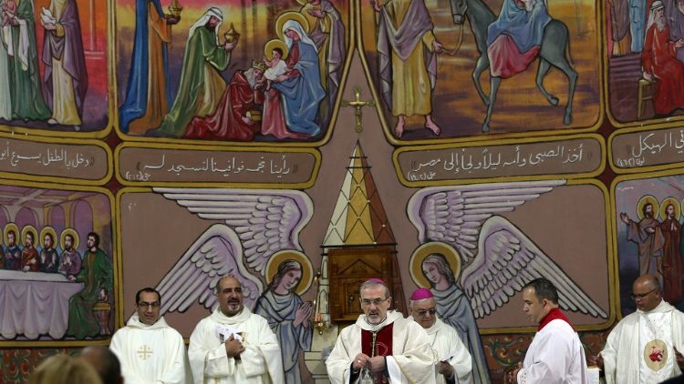 皮扎巴拉总主教在加沙圣家堂主持弥撒
