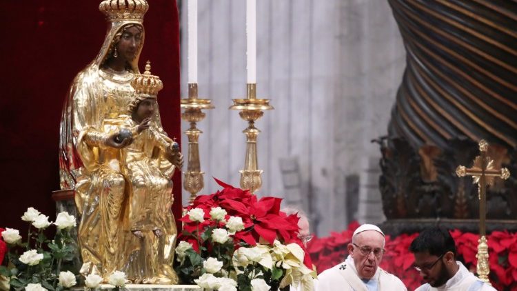 Rom: Papst Franziskus beim Neujahrsgottesdienst im Petersdom 