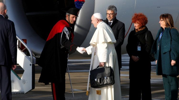 pope-francis-boards-a-plane-for-his-visit-to--1548232757409.JPG
