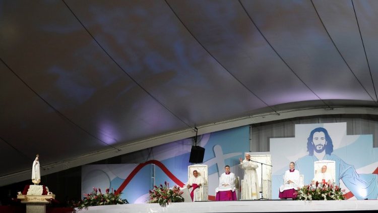 pope-francis-delivers-a-speech-during-a-vigil-1548552834016.JPG
