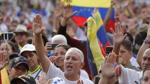 Card. Parolin: Maduro escreveu ao Papa para relançar o diálogo na Venezuela