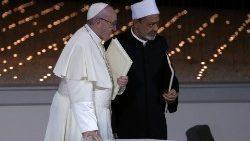 pope-francis-and-grand-imam-of-al-azhar-sheik-1549296846437.JPG