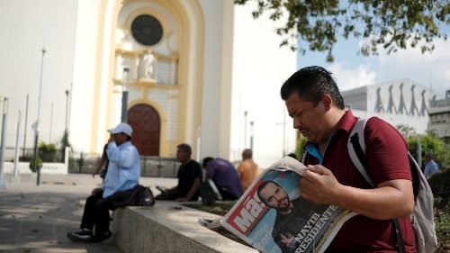 El Salvador: Mons. Escobar recuerda al nuevo Presidente las cuestiones a abordar