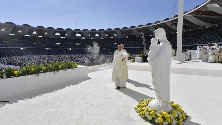 pope-francis-holds-a-mass-at-zayed-sports-cit-1549366738213.JPG