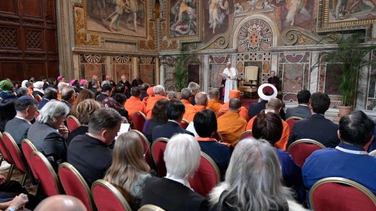 pope-francis-attends-an-international-confere-1552053668335.JPG