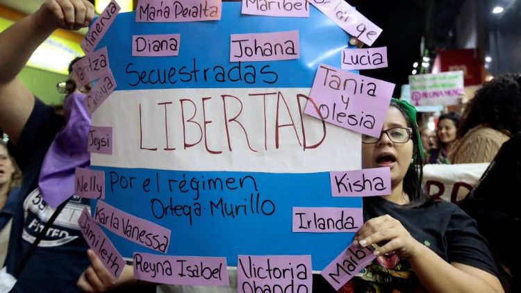 Une affiche réclamant la libération de prisonniers politiques au Nicaragua. 