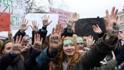 -fridays-for-future--school-strike-for-climat-1552643051380.JPG