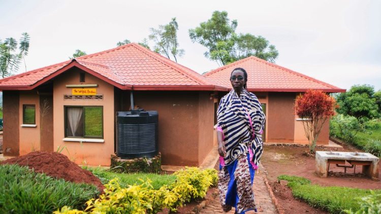 Mukarusagara Emerithe, une survivante du génocide, au village pour jeunes Agahozo-Shalom Youth Village (ASYV), construit pour aider les orphelins rwandais. 