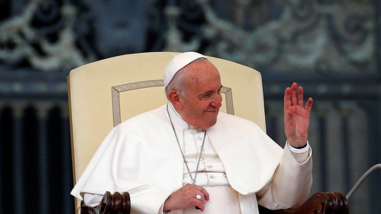 Папа падчас агульнай аўдыенцыі на плошчы св. Пятра
