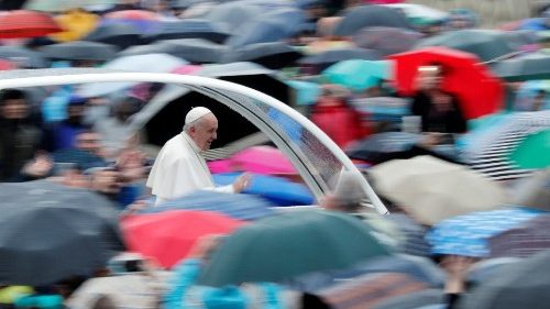 pope-francis-holds-weekly-audience-at-the-vat-1554882546923.JPG