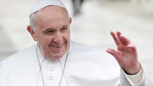 pope-francis-holds-weekly-audience-at-the-vat-1554888838153.JPG