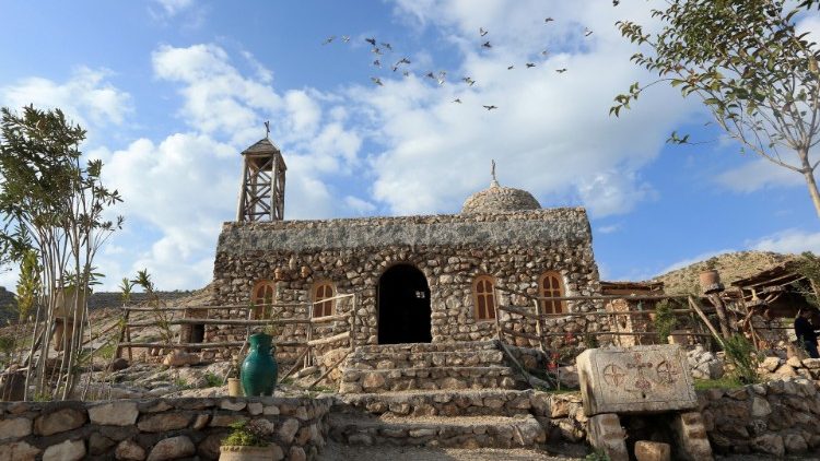 ஈராக்கின் நினிவே பகுதி கிறிஸ்தவ கோவில்
