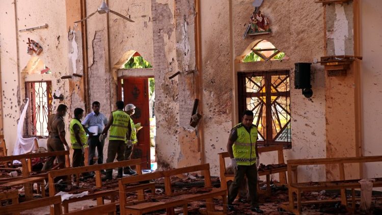 Francja: czterokrotnie wzrosły ataki na kościoły