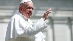 pope-francis-holds-weekly-audience-at-vatican-1556099337373.JPG