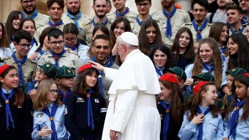 pope-francis-holds-weekly-audience-at-vatican-1556703694933.JPG