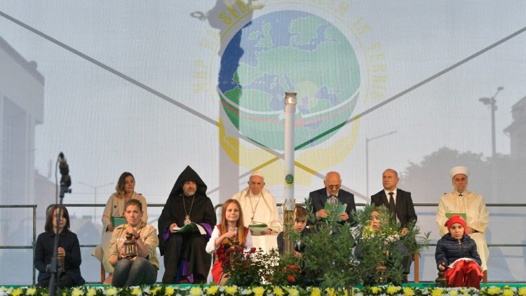 Папа Франциск на междурелигиозната среща за мир в София - 6 май 2019