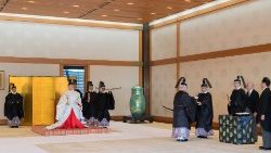 japan-s-new-emperor-naruhito-attends-a-ritual-1557301449180.JPG