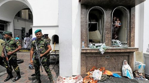 Sri Lanka: Nach Anschlägen auf Kirchen wieder Gottesdienste